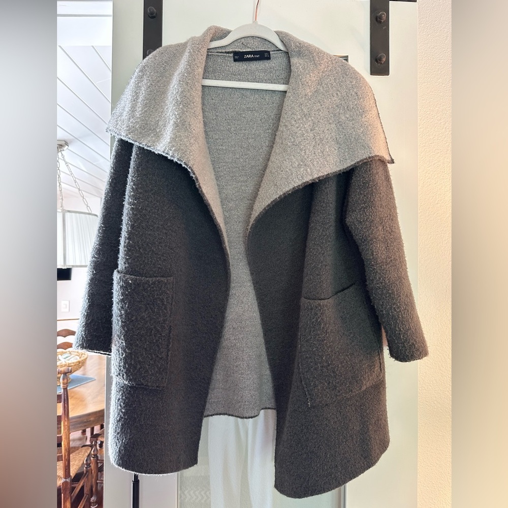 Zara knit grey sweater/coat